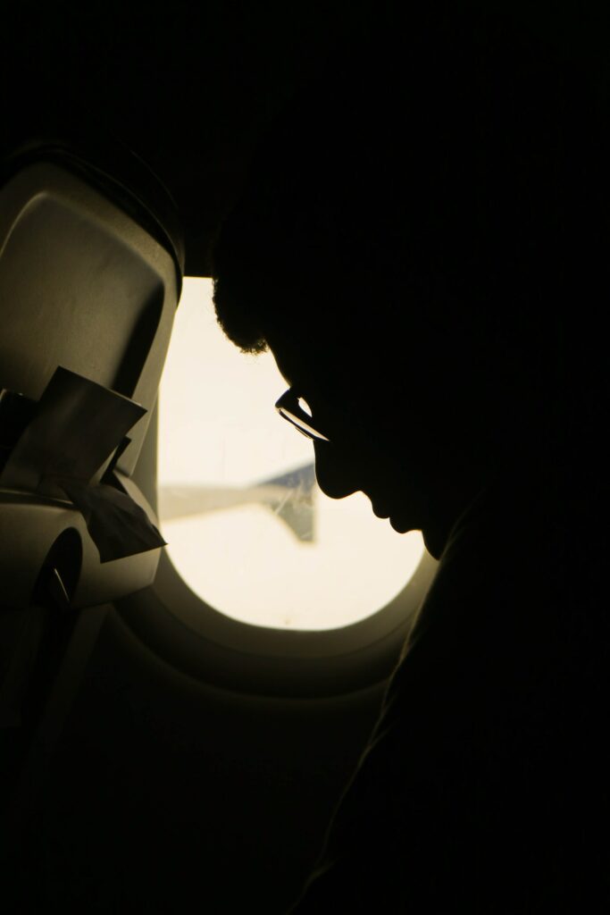Mann im Flugzeug Angst