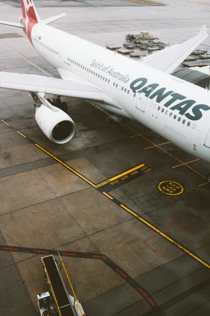 Qantas Flugzeug am Boden A330 